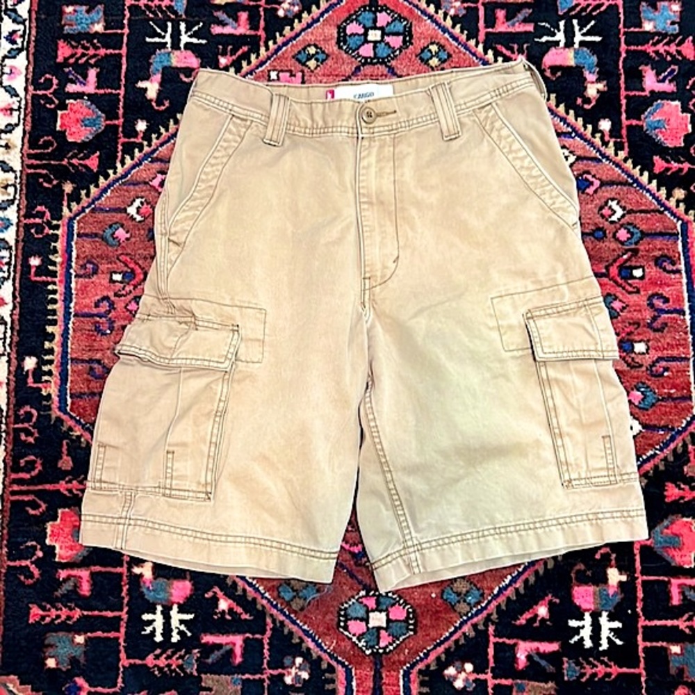 Levi’s Cargo Shorts High Rise 30